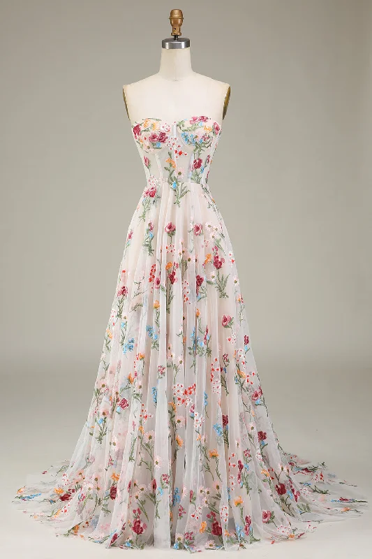 A-Line/Princess Sweetheart Strapless Floor-Length floral Evening Dress with Embroidery A-Line/Princess Sweetheart Strapless Floor-Length floral Evening Dress with Embroidery
