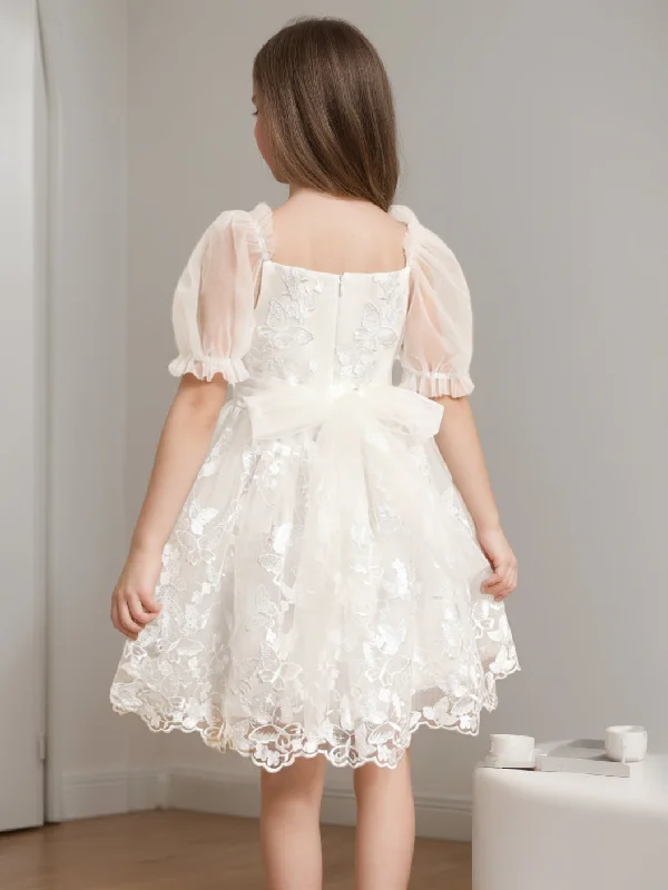 A-Line/Princess V-Neck Short Sleeves Knee-Length Flower Girl Dress with Lace