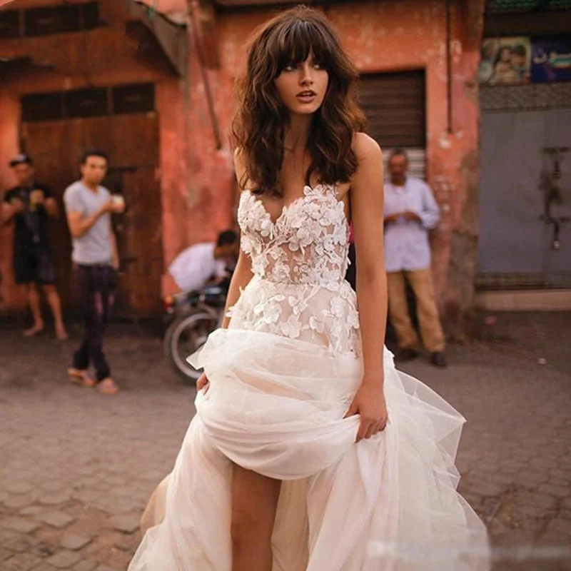 Boho Princess Sweetheart Appliqued with Flowers A-Line Tulle Backless Wedding Gown Free Customize Bride Dress Boho Princess Sweetheart Appliqued with Flowers A-Line Tulle Backless Wedding Gown Free Customize Bride Dress