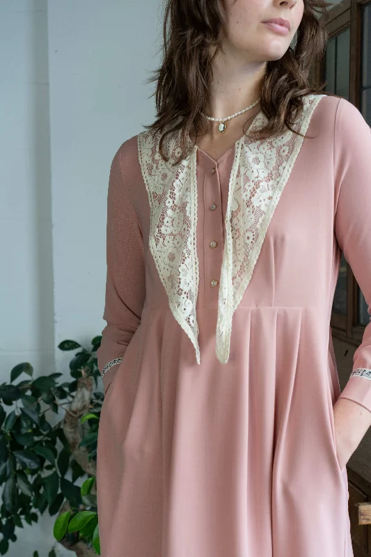 Harmony Lace Tie Dress (Dusky Pink)