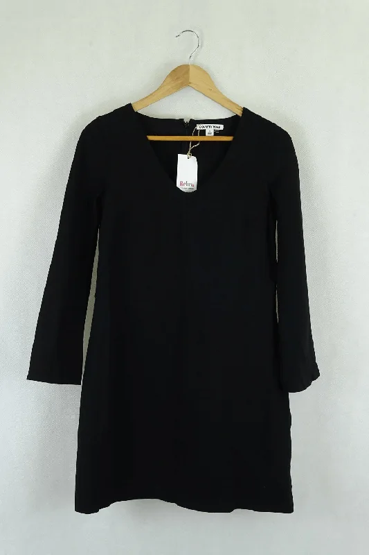 Country Road Black Dress XS