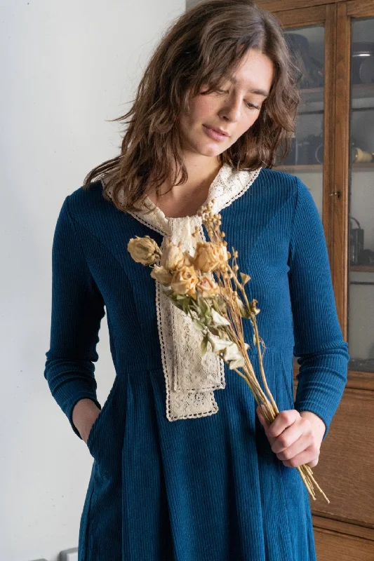 Nightingale Lace Collar Dress