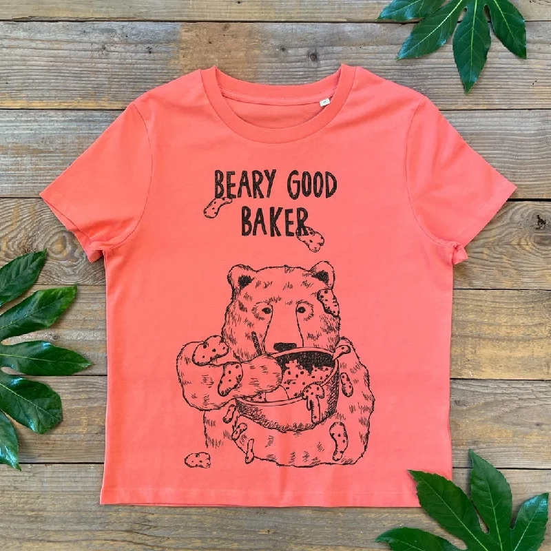 Beary Good Baker Women's T-Shirt Welt Pockets Slit Pockets Flap Pockets