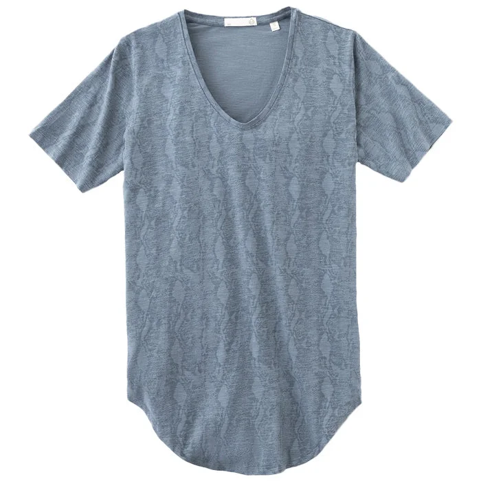 Tasc Womens Longline Boyfriend T-Shirt - Storm Snake Skin Front Pockets Side Pockets Patch Pockets Tasc Womens Longline Boyfriend T-Shirt - Storm Snake Skin Front Pockets Side Pockets Patch Pockets