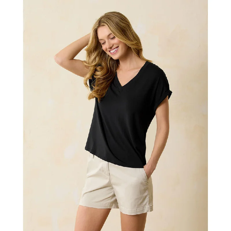 Tommy Bahama Women's Kauai Jersey V-Neck T-Shirt - Black Mesh Blend Leather Blend Suede Blend Tommy Bahama Women's Kauai Jersey V-Neck T-Shirt - Black Mesh Blend Leather Blend Suede Blend