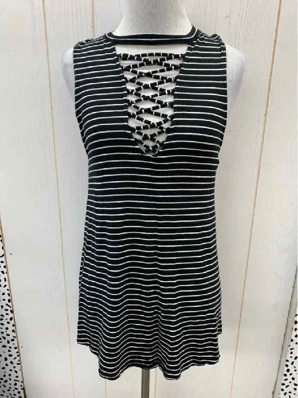 American Eagle Black Junior Size Small Tank Top white tank top