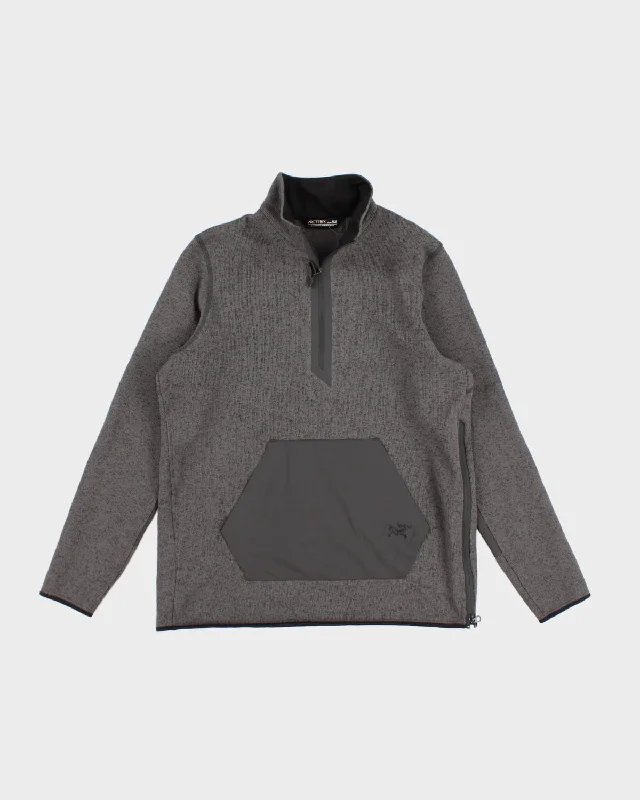 Women's Arc'teryx Half Zip-Up Fleeced Sweatshirt - M Hoodie with Logo Branding Identity Women's Arc'teryx Half Zip-Up Fleeced Sweatshirt - M Hoodie with Logo Branding Identity